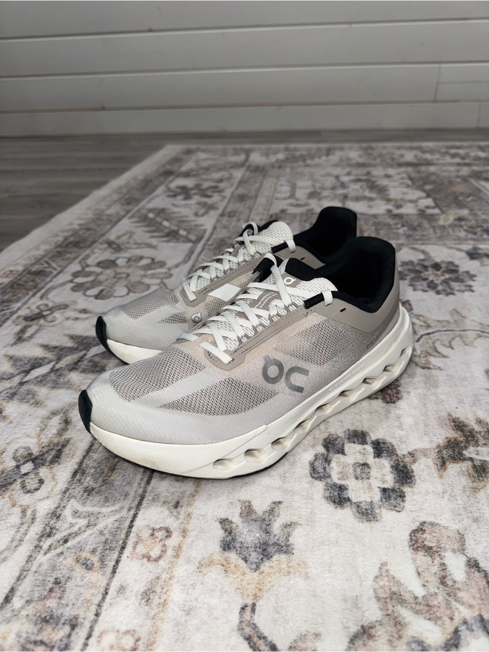 On Cloud Cloudsurfer Women’s Running Shoes in Light Gray